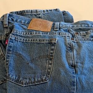 Vintage women’s Levi’s from the 90s 505 lower rise straight leg misses size 12